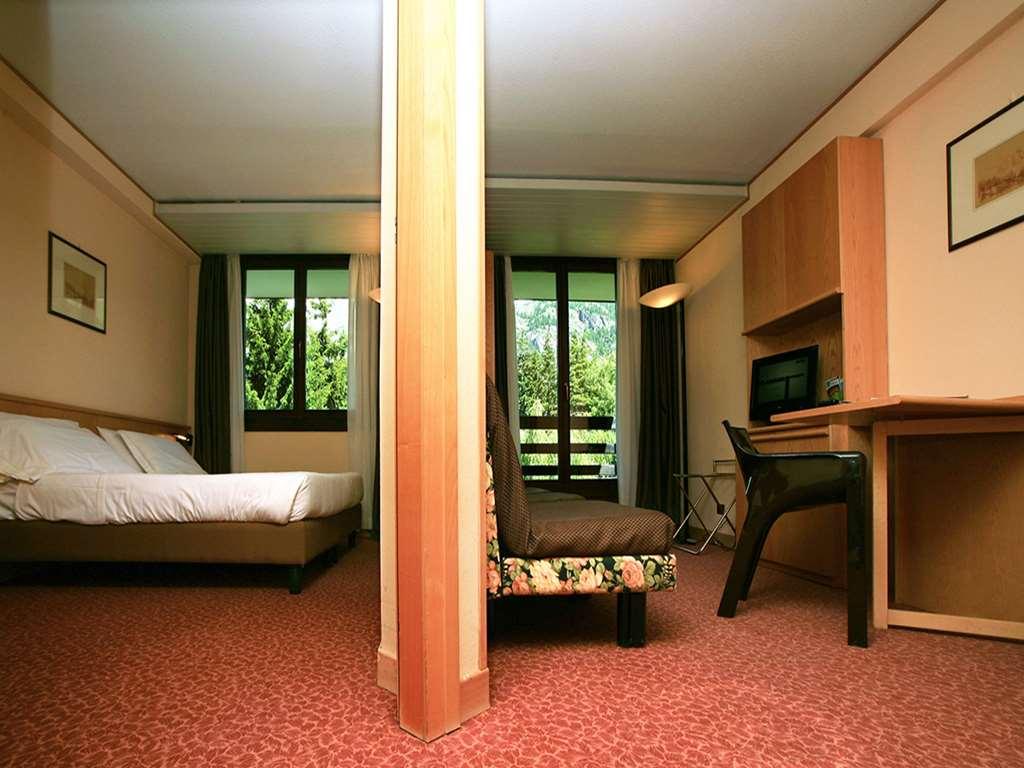 Hotel Les Jumeaux Courmayeur Chambre photo