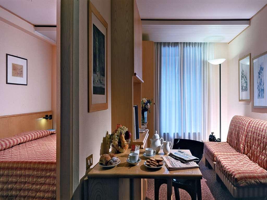 Hotel Les Jumeaux Courmayeur Chambre photo