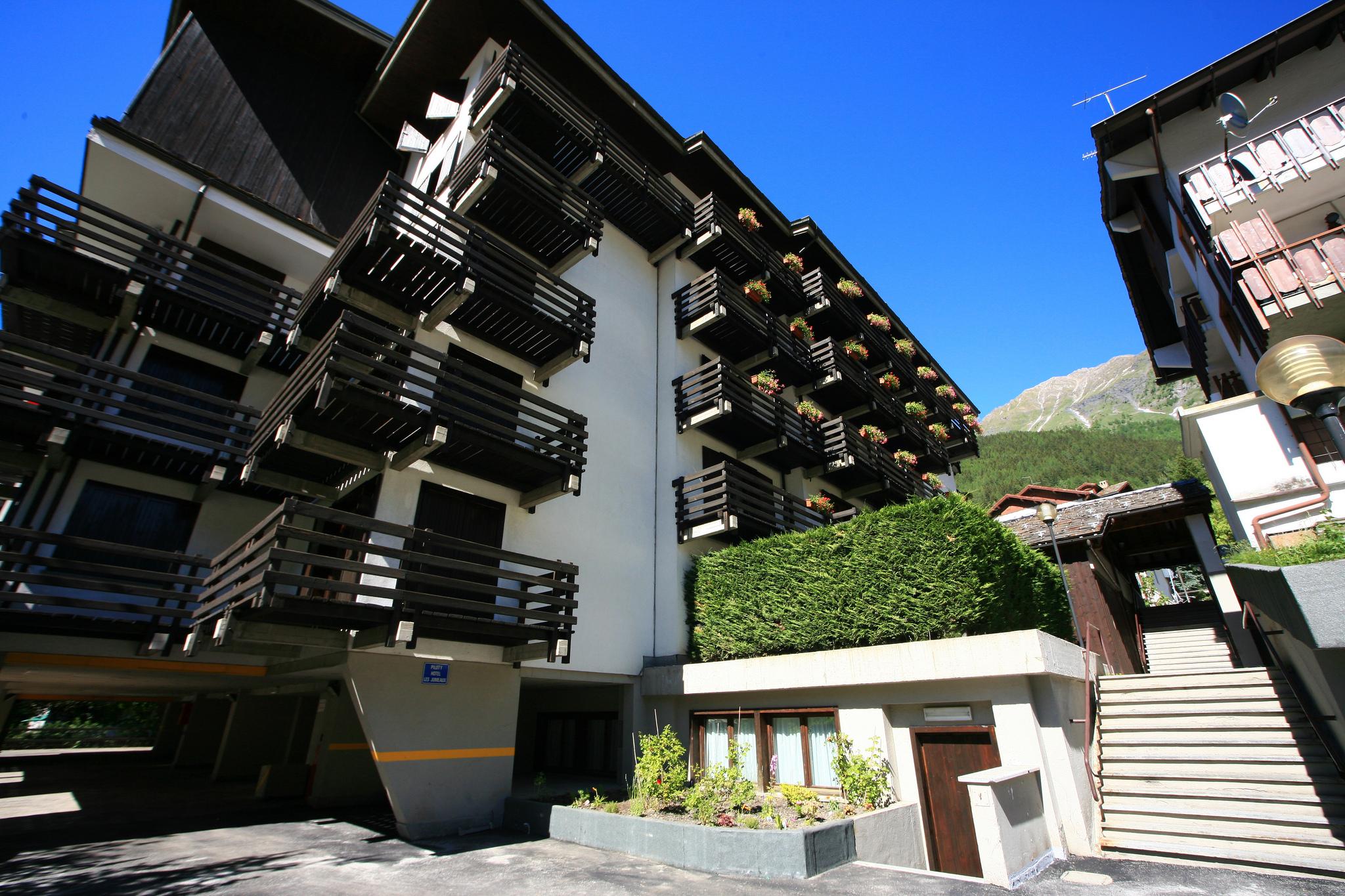 Hotel Les Jumeaux Courmayeur Extérieur photo