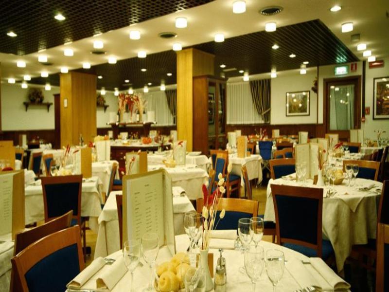 Hotel Les Jumeaux Courmayeur Extérieur photo