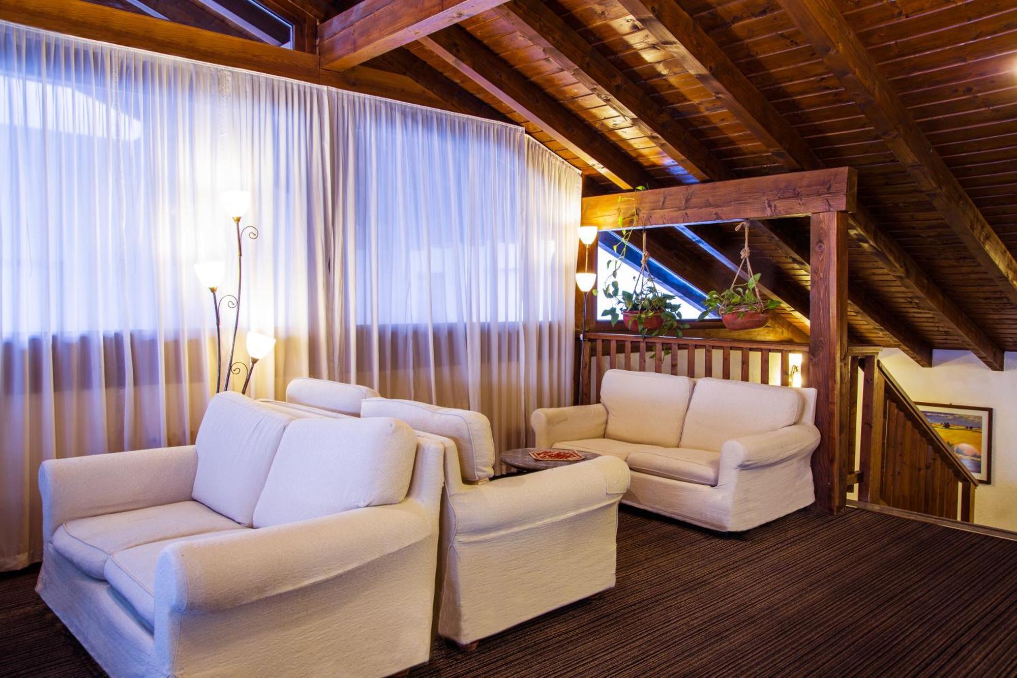 Hotel Les Jumeaux Courmayeur Extérieur photo