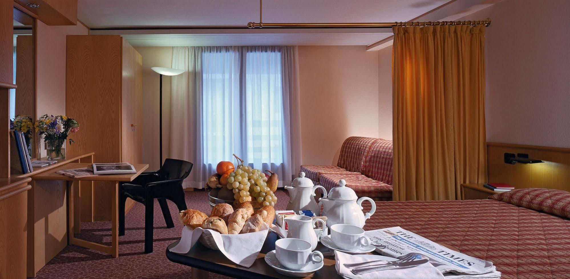 Hotel Les Jumeaux Courmayeur Chambre photo
